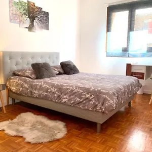 Jolie Chambre Centre , Marseille France